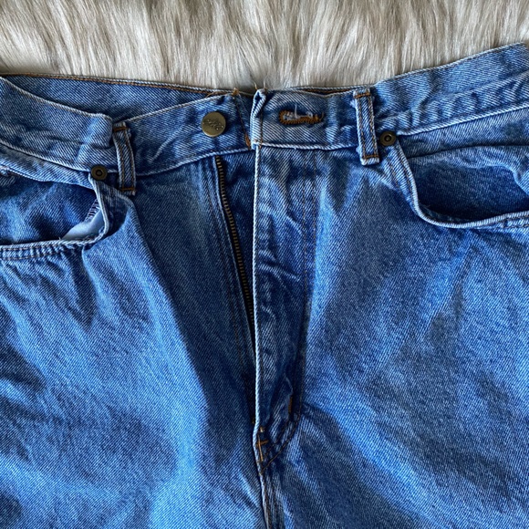 Chic Vintage Jeans - Picture 6 of 11